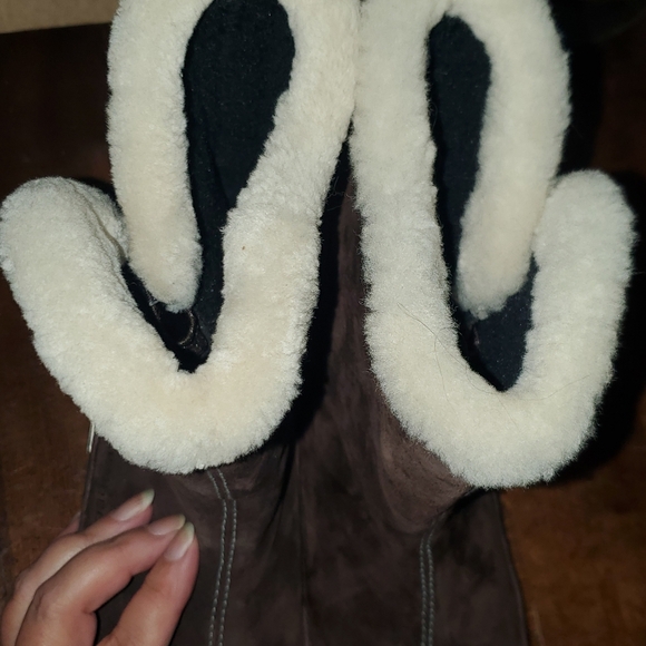 Merrell Size 7 Cozy Brown Shearling Women's Boots. - Picture 7 of 10